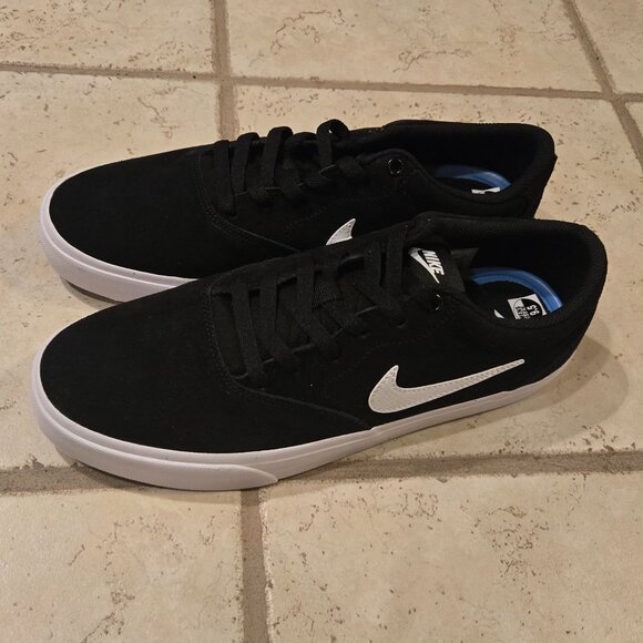 Brand New Nike Charge Suede Black/White IB2750-001 Men\'s Size 9.5 Shoes main image 6